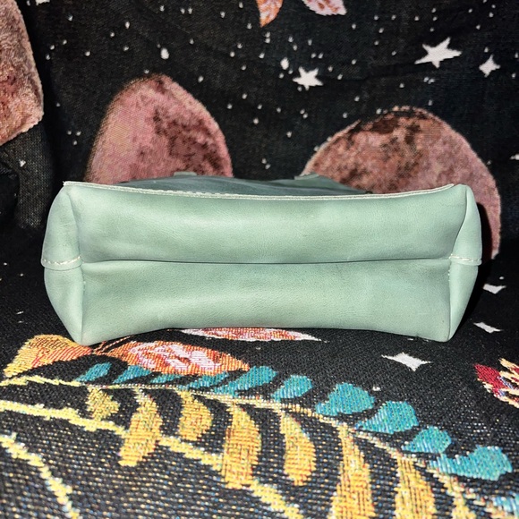 SOLD Portland Leather Goods CUCUMBER Mini Snap Crossbody Tote - Picture 3 of 8